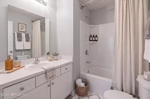 Bath - 106 Red House Cir, Saint Augustine, FL 32084 photo 1 of 4