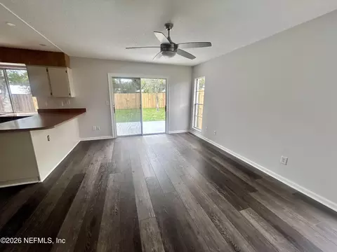 Living - 702 Nieves Ln, Saint Augustine, FL 32086 photo 3 of 4