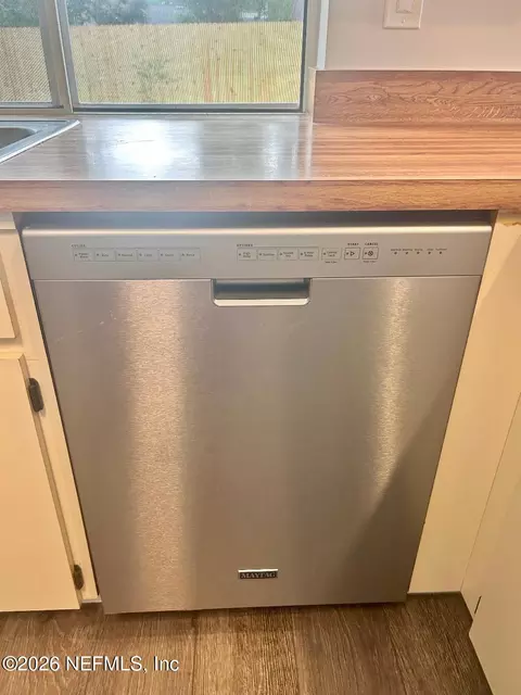 Kitchen - 702 Nieves Ln, Saint Augustine, FL 32086 photo 5 of 9