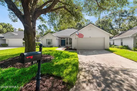 816 Sawyer Ln, Palm Valley, FL 32082