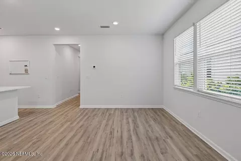 Living - 75685 Spoonbill Ln, Yulee, FL 32097 photo 6 of 12
