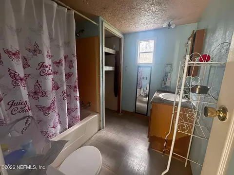 111 Ontario St, Interlachen, FL 32148 photo 7