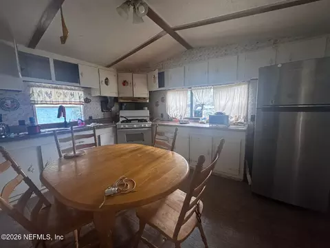 111 Ontario St, Interlachen, FL 32148 photo 12