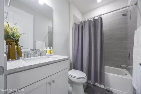 Bath - 94 Hickory Pine Dr, Saint Augustine, FL 32092 photo 1 of 2