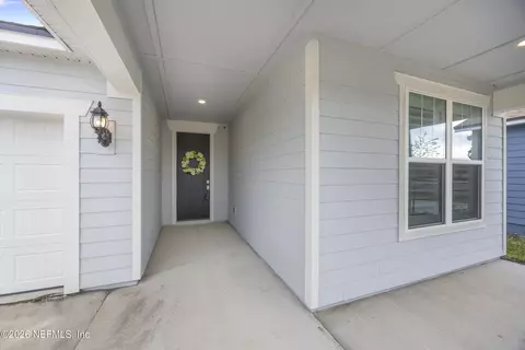 Entry Way - 94 Hickory Pine Dr, Saint Augustine, FL 32092 photo 2 of 7