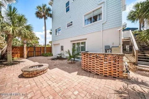 Exterior - 1960 Beach Ave, Atlantic Beach, FL 32233 photo 9 of 22