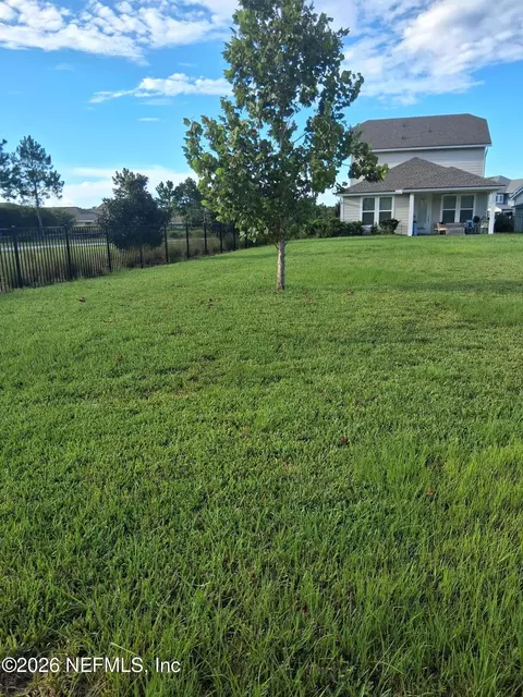 221 Foxcross Ave, Saint Augustine, FL 32092 photo 2