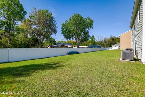 Exterior - 764 Constitution Pl, Macclenny, FL 32063 photo 2 of 6