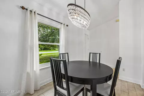 Dining - 861835 Worthington Dr, Yulee, FL 32097 photo 1 of 2