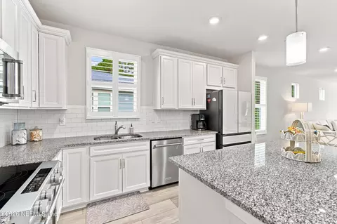 Kitchen - 135 Fairlake Cir, Saint Augustine, FL 32092 photo 1 of 7