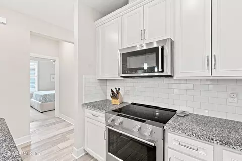 Kitchen - 135 Fairlake Cir, Saint Augustine, FL 32092 photo 2 of 7