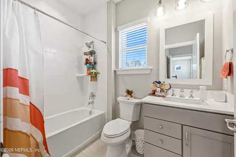 Bath - 383 Pine Haven Dr, Saint Johns, FL 32259 photo 8 of 9