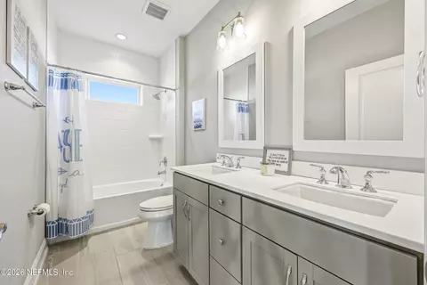Bath - 383 Pine Haven Dr, Saint Johns, FL 32259 photo 7 of 9