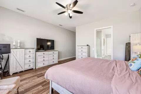 Bedroom - 383 Pine Haven Dr, Saint Johns, FL 32259 photo 2 of 8