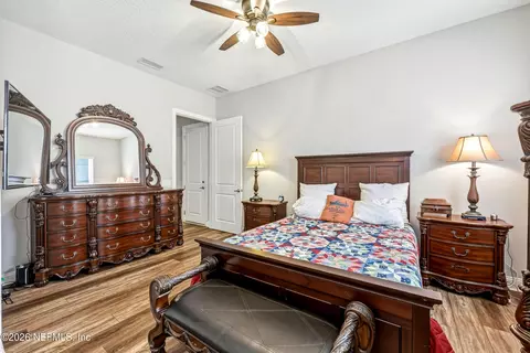 Bedroom - 383 Pine Haven Dr, Saint Johns, FL 32259 photo 4 of 8