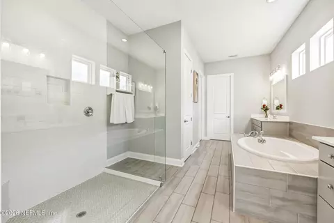 Bath - 383 Pine Haven Dr, Saint Johns, FL 32259 photo 1 of 9