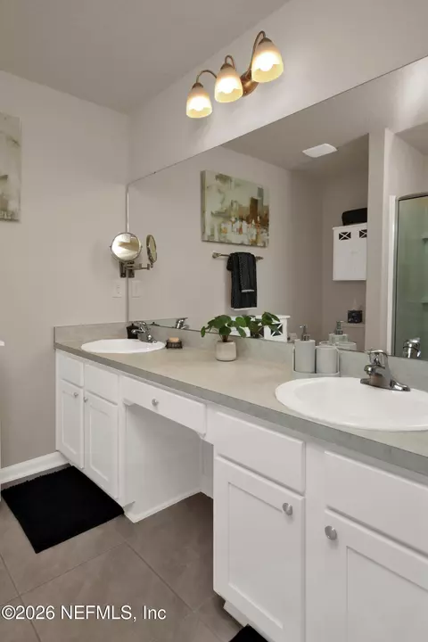 Bath - 465 Coastline Way, Saint Augustine, FL 32092 photo 3 of 4