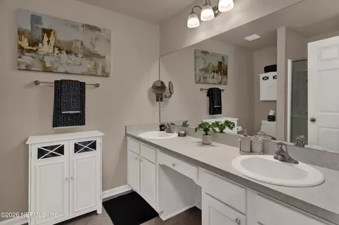 Bath - 465 Coastline Way, Saint Augustine, FL 32092 photo 2 of 4
