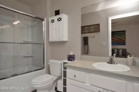 Bath - 465 Coastline Way, Saint Augustine, FL 32092 photo 4 of 4