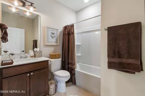 Bath - 530 Continuum Loop, Yulee, FL 32097 photo 5 of 5