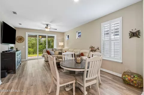 Dining - 530 Continuum Loop, Yulee, FL 32097 photo 2 of 5