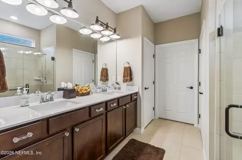 Bath - 530 Continuum Loop, Yulee, FL 32097 photo 1 of 5