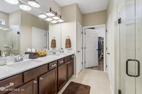 Bath - 530 Continuum Loop, Yulee, FL 32097 photo 2 of 5