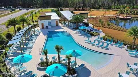 Exterior - 240 Julep St, Yulee, FL 32097 photo 8 of 10