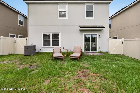 Exterior - 86830 Iron Rail Ct, Yulee, FL 32097 photo 4 of 5