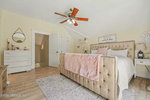 Bedroom - 320 E 9th St, Jacksonville, FL 32206 photo 2 of 5
