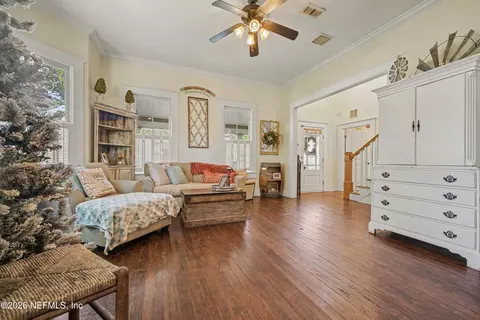 Living - 320 E 9th St, Jacksonville, FL 32206 photo 1 of 1