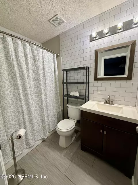 Bath - 117 Brookfall Dr, Saint Augustine, FL 32092 photo 2 of 2
