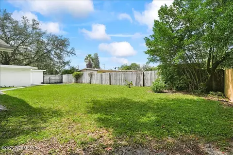 Exterior - 215 Edson Dr, Orange Park, FL 32073 photo 4 of 5
