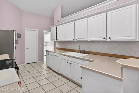 Kitchen - 3316 Cedar Glen Way, Saint Augustine, FL 32086 photo 2 of 3