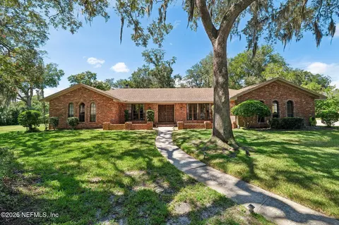 4134 Whispering Oaks Dr E, Jacksonville, FL 32277