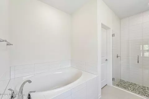 Bath - 335 Silver Heron Way, Saint Augustine, FL 32092 photo 4 of 5