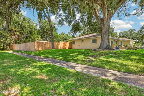 Exterior - 1152 Alcala Dr, St. Augustine Shores, FL 32086 photo 3 of 5