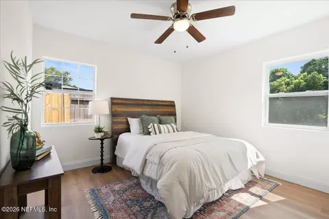 Bedroom - 3701 Copper Cir E, Jacksonville, FL 32207 photo 1 of 5