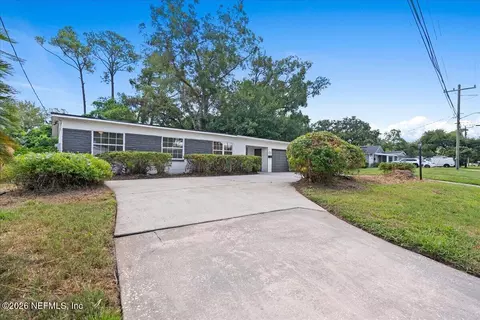 Exterior - 3701 Copper Cir E, Jacksonville, FL 32207 photo 4 of 4