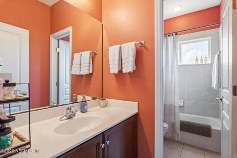 Bath - 817 Eagle Point Dr, Saint Augustine, FL 32092 photo 4 of 4