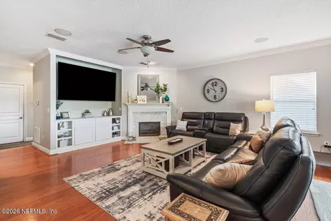 Living - 817 Eagle Point Dr, Saint Augustine, FL 32092 photo 1 of 1