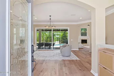 Entry Way - 167 Herons Nest Ln, Saint Augustine, FL 32080 photo 2 of 5