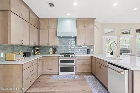 Kitchen - 167 Herons Nest Ln, Saint Augustine, FL 32080 photo 4 of 7