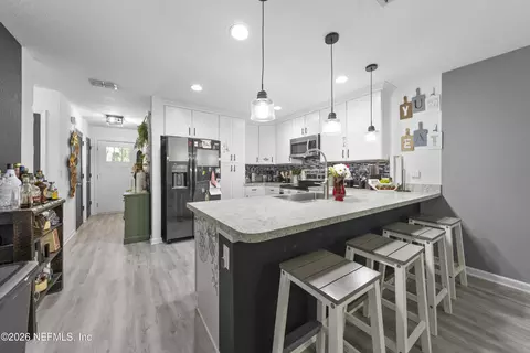Kitchen - 10602 Patchwork Rd, Jacksonville, FL 32219 photo 3 of 4