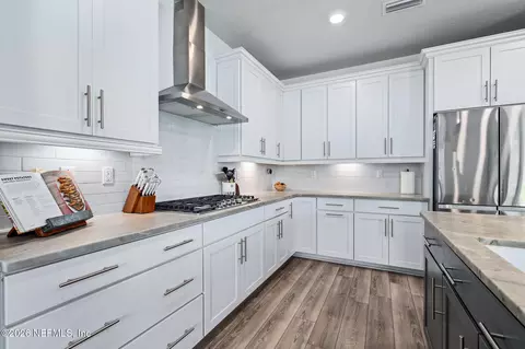 Kitchen - 201 Red Barn Rd, Saint Augustine, FL 32092 photo 3 of 8