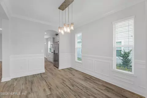 Entry Way - 245 Creekmore Dr, Saint Augustine, FL 32092 photo 2 of 4