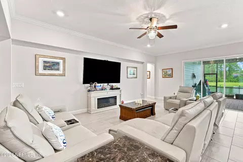 Living - 559 Glorieta Dr, Saint Augustine, FL 32095 photo 2 of 2