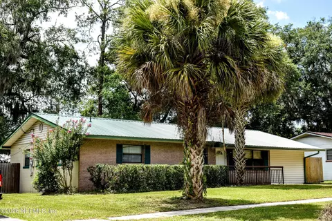 2412 Husson Ave, Palatka, FL 32177