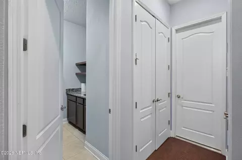 Entry Way - 87 Pescado Dr, Saint Augustine, FL 32095 photo 4 of 4
