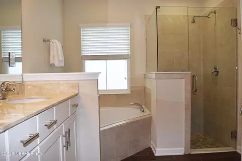 Bath - 2277 Eagle Perch Pl, Fleming Island, FL 32003 photo 2 of 3
